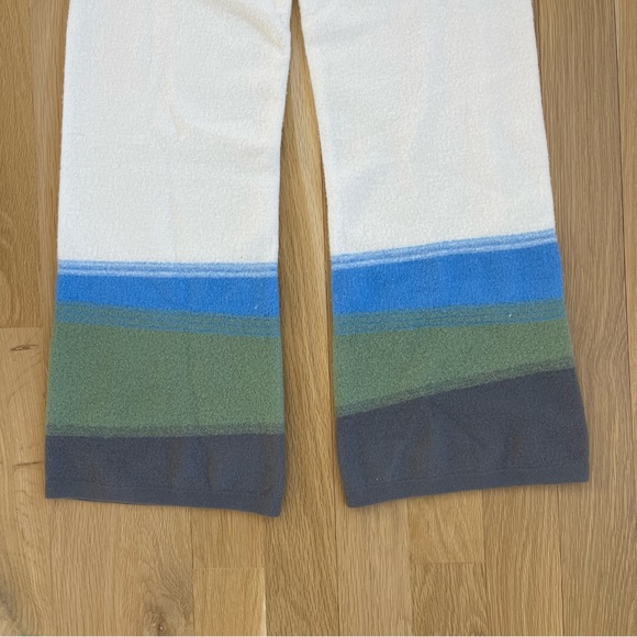 Nike Yoga Therma-Fit ADV Wool Cream Blue Green Grey Flare Pants Size Small - Picture 9 of 9